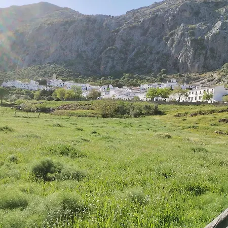 La Casa Del Pueblo Hébergement de vacances *